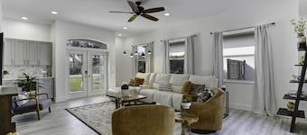 Newly Renovated 4 bedroom, 3 bathroom home less than 1 mile to the beach