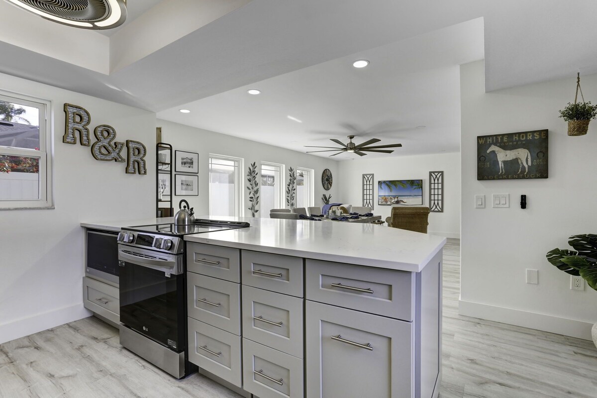 Photo 9 of Newly Renovated 4 bedroom, 3 bathroom home less than 1 mile to the beach