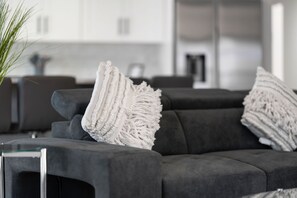 Smart TV, printers - Relax & Play! 3BR Pool Home in Cape Coral - Pet-Friendly + Game Room (Cape Coral)