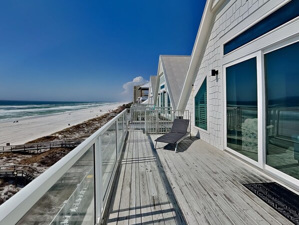 Property grounds - Resting Beach Face - Waterfront Location + Private Pool! (Panama City Beach)