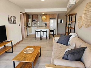 Living area - Moderno dpto a estrenar con gran vista (Mendoza)