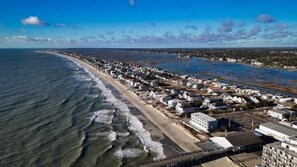 On the beach - Exceptional Ocean-Pier-Pool Front Views 1 BR Condo (Garden City)