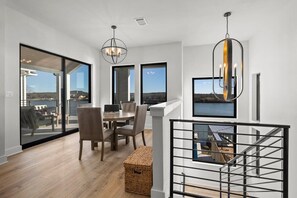 Interior - Wave on Wave Haus | Concierge Services (Kingsland)