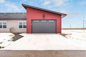 Exterior - New Flathead Townhome | Near Whitefish & Glacier (Kalispell)