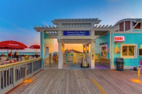 Miscellaneous - "Ocean Paradise" #1425-Sleeps 7-Ocean Views (Panama City Beach)