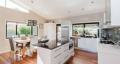 10 Kanangra House - 1-10 Kanangra Crescent