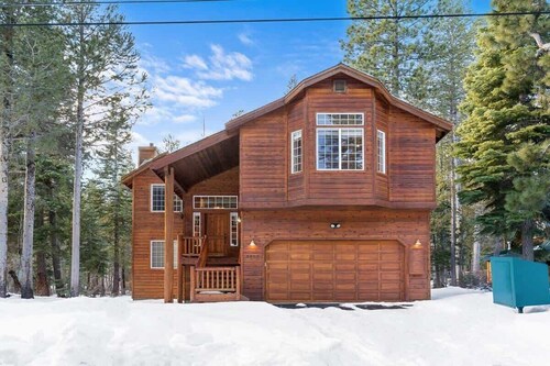 West Shore Getaway Near Slopes & Trails