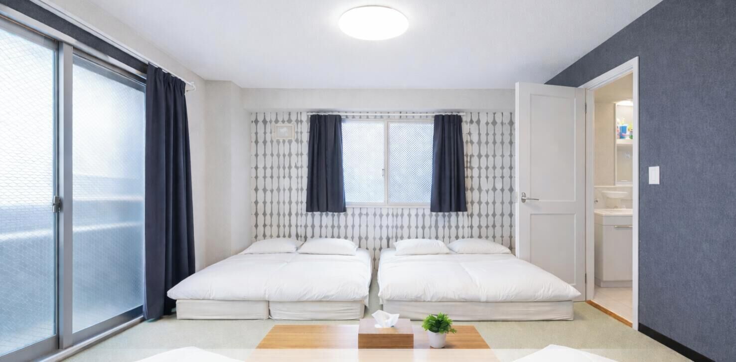 1 bedroom, blackout curtains, free WiFi, bed sheets