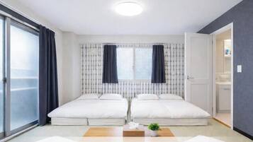 1 bedroom, blackout curtains, free WiFi, bed sheets