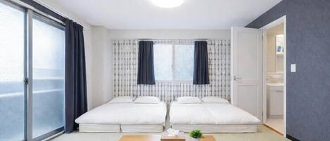 1 chambre, rideaux occultants, Wi-Fi gratuit, draps fournis