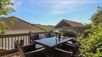 Cottage | Outdoor dining