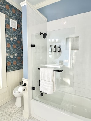 Hair dryer, towels, soap, shampoo