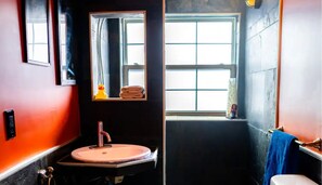 Shower, eco-friendly toiletries, hair dryer, towels