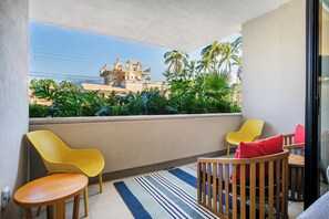 Property grounds - Rooftop Views + Gym + Parking | 2BR in Versalles (Puerto Vallarta)