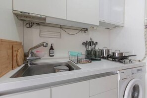Private kitchen - MIRAE_stay "New Open" [3 Super Single beds] 52-2 (Seoul)