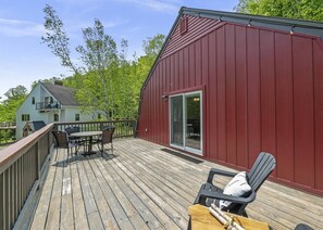 Outdoor dining - BirchBarn-HGTV-StoryLand/Hike/Swim/Rivers (Glen)