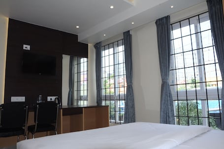 Escritorio y wifi gratis