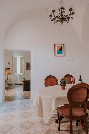 Apartamento, 1 quarto, para fumantes, terraço | Opções para refeição
