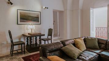 Appartement, 1 chambre, fumeurs, terrasse | Coin séjour