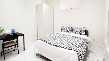 1 chambre, fer et planche Ă repasser, Wi-Fi gratuit, draps fournis