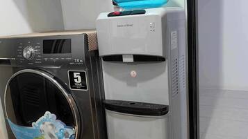 Comfort Studio, 1 Double Bed, Non Smoking, Kitchen | Private kitchen | Full-size fridge, rice cooker, cookware/dishes/utensils