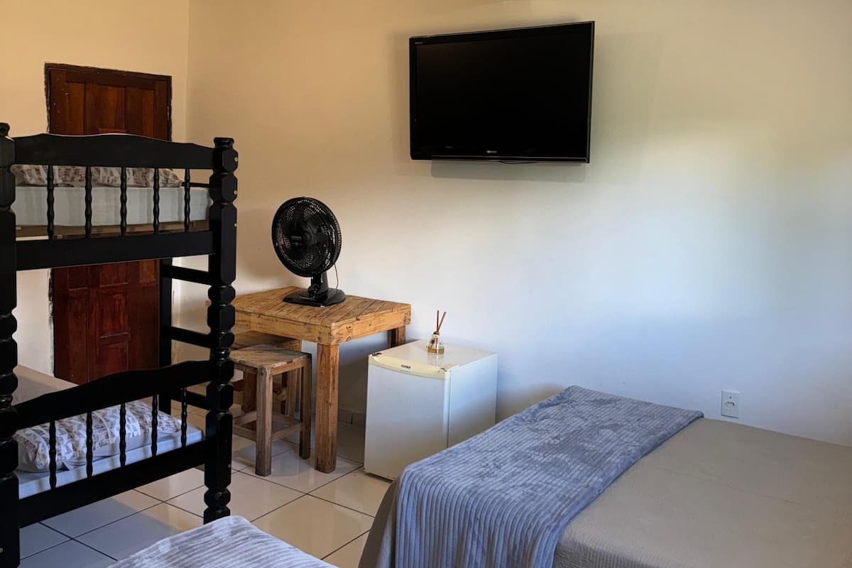 Hypo-allergenic bedding, desk, laptop workspace, free WiFi
