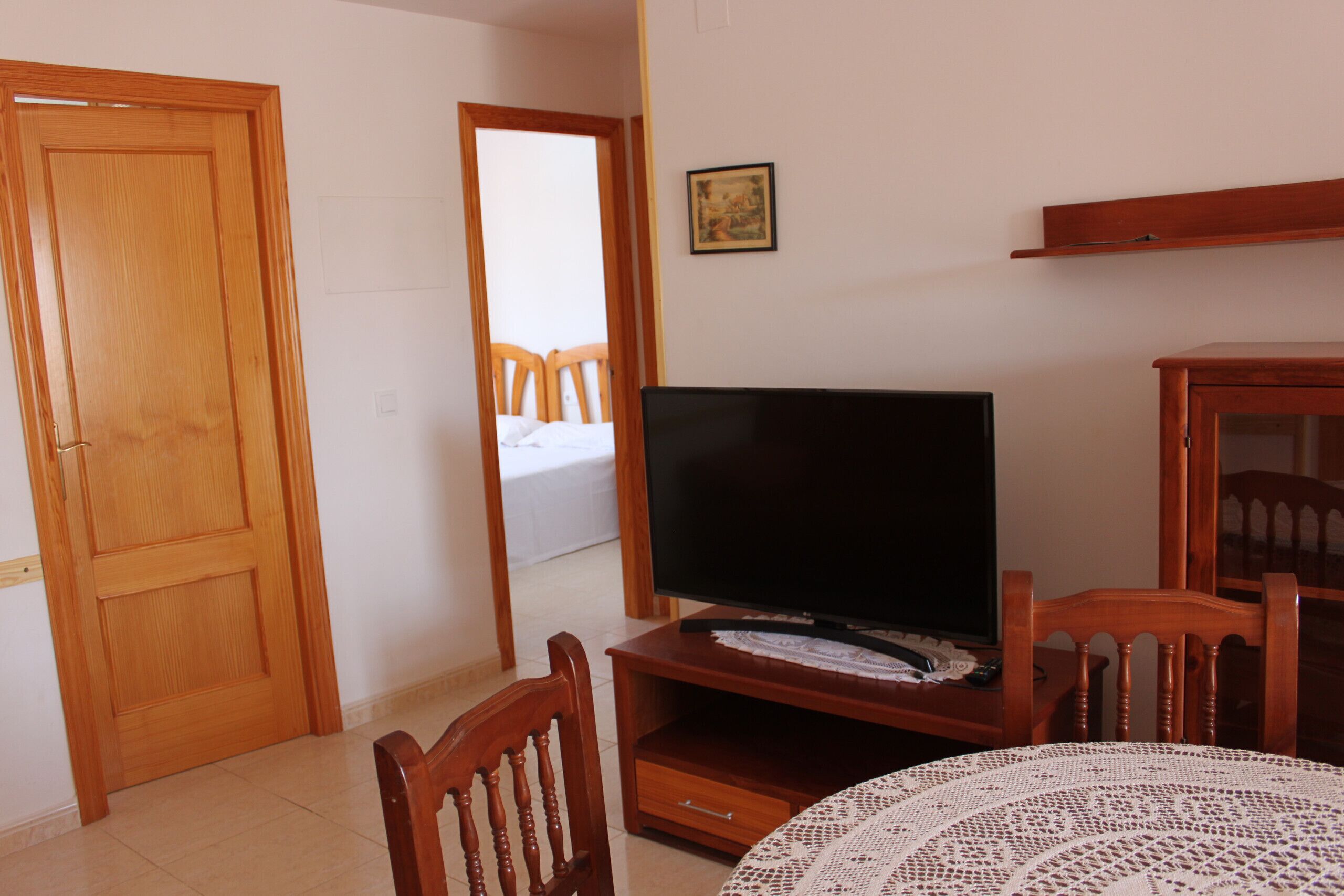 2 chambres, fer et planche à repasser, draps fournis