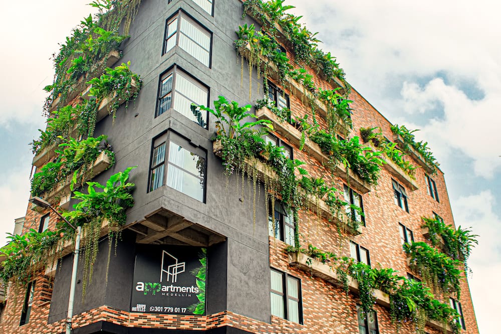 Hotel Appartments Con Piscina