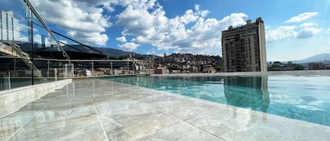 Utomhuspool