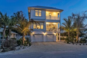 Exterior - Luxury Home with Rooftop Deck, Pool- Florida Fling (Bradenton Beach)