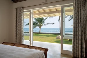 Deluxe-Villa, 5 Schlafzimmer, eigener Pool, Meerblick | 5 Schlafzimmer, Schreibtisch