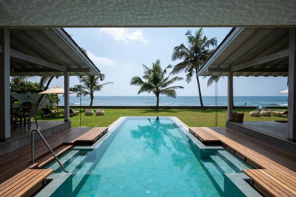 Outdoor pool - Nil Ralla (Unawatuna)