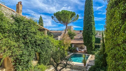 Maison Familiale Proche D'uzes Avec Piscine