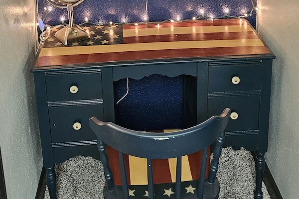 Design Suite | 1 bedroom, down comforters, individually decorated