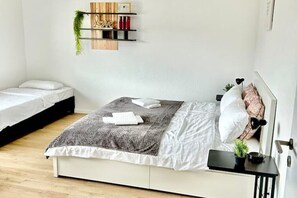 2 soverom, reiseseng for barn, wi-fi og sengetøy