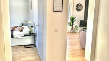 2 Schlafzimmer, Reisekinderbett, WLAN, Bettwäsche