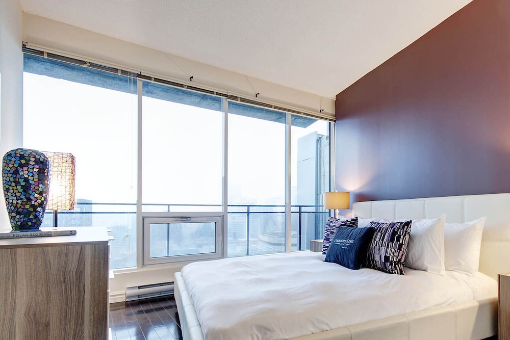 Corporate Stays Spacious 3BR with Rooftop Montreal Vrbo