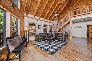 TV, fireplace, foosball - *Spacious 4BD Lodge w/ HOT TUB! Pool + Mtn Views!* (Sevierville)
