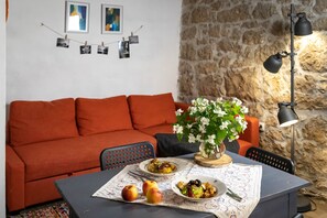 Interior - Tucked-in holiday home 'Puhovski' in tiny authentic Istrian village (Lupoglav)