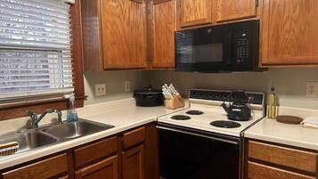 Microwave, oven, stovetop, dishwasher