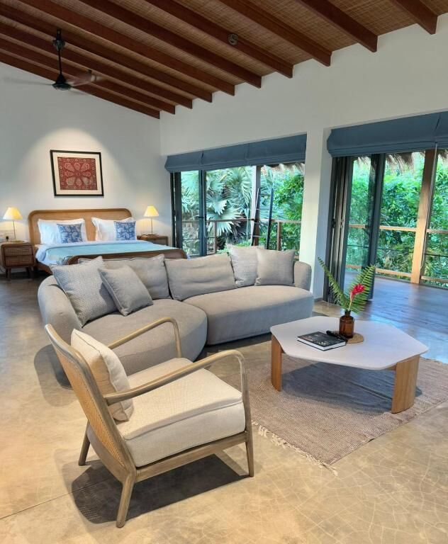 Executive Studio Suite, Partial Sea View