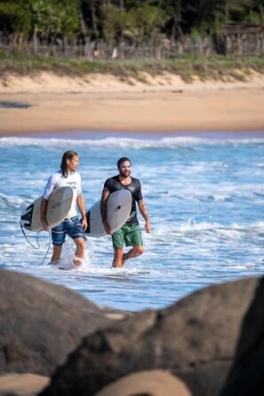 Surfing/boogie boarding