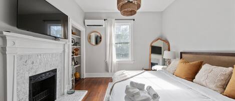 1 bedroom, iron/ironing board, free WiFi, bed sheets