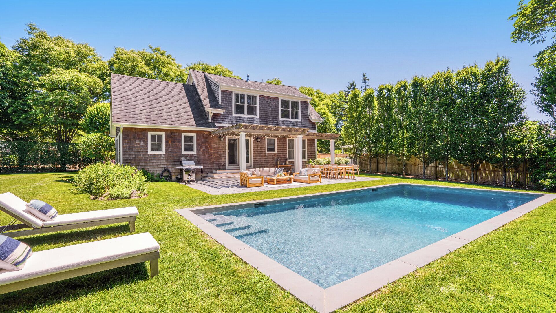 Spacious Southampton Village Home Walking Distance to Town, Private Pool,...