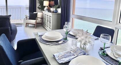 Splash Resort , 2 Beachfront Master bedrooms, 3 Balconies, Free Beach Chair Set
