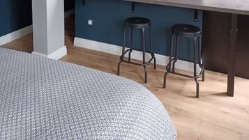 1 chambre, bureau, Wi-Fi, draps fournis