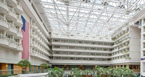 Exterior - Dreamy 5 Bed, Heated Pool, 2 Miles from BEACH/ 2 Master Suites (Largo)