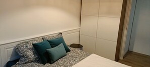 1 室のベッドルーム、アイロン / アイロン台、WiFi、ベッドシーツ