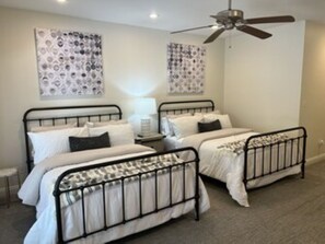 2 bedrooms, iron/ironing board, WiFi, bed sheets