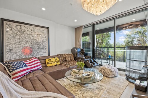 StayAU Modern 2BR Townhouse